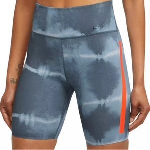 Nike One Luxe Shorts Sz XL NWT